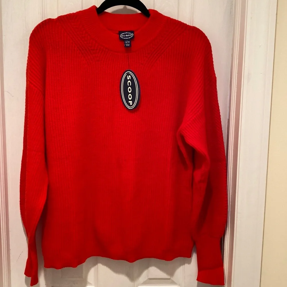 Red sweater - Picture 1 of 3